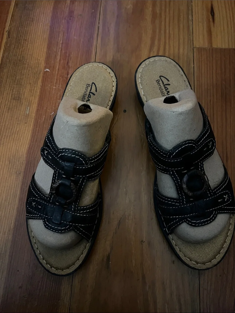 Ladies size 10 Clark slip on sandals - Picture 1 of 4